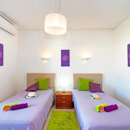 Villa Morais By Algarve Vacation Guia (Faro)