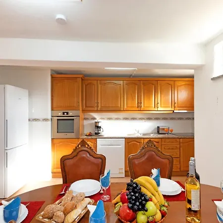 Morais - Refugio Em Familia Com Piscina Aquecivel E Bbq - Gale, Albufeira
