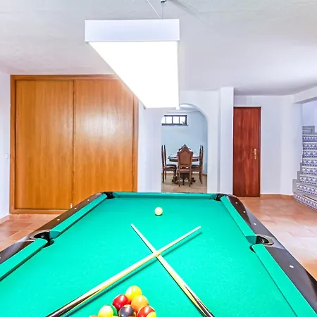 Morais - Refugio Em Familia Com Piscina Aquecivel E Bbq - Gale, Albufeira Вилла
