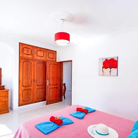 Вилла Morais - Refugio Em Familia Com Piscina Aquecivel E Bbq - Gale, Albufeira *
