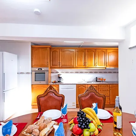 Morais - Refugio Em Familia Com Piscina Aquecivel E Bbq - Gale, Albufeira Гия